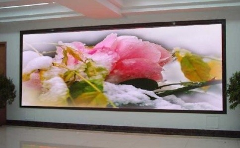 成都led顯示屏廠(chǎng)家:選購(gòu)led顯示屏需注意哪些事項(xiàng)?